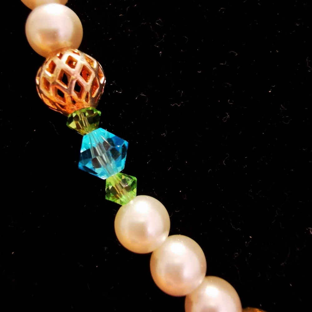 Unique Turquoise Fabric Shell Necklace - Picture 15 of 16